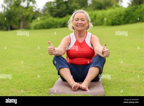 barefoot works yoga|yoga barefoot seniors.